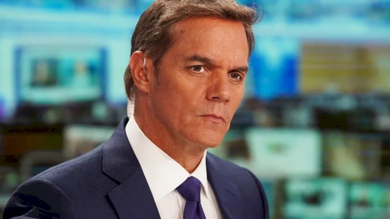 The Real Reason Bill Hemmer Doesn’t Have a Wife..